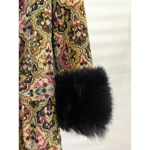 Private Collection: Vintage Tapestry Coat. Small - Picture 8 of 9
